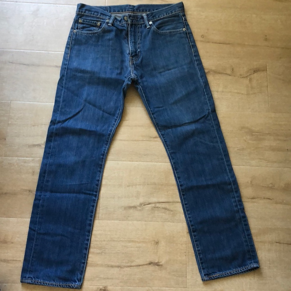 Men’s Levi jeans!
